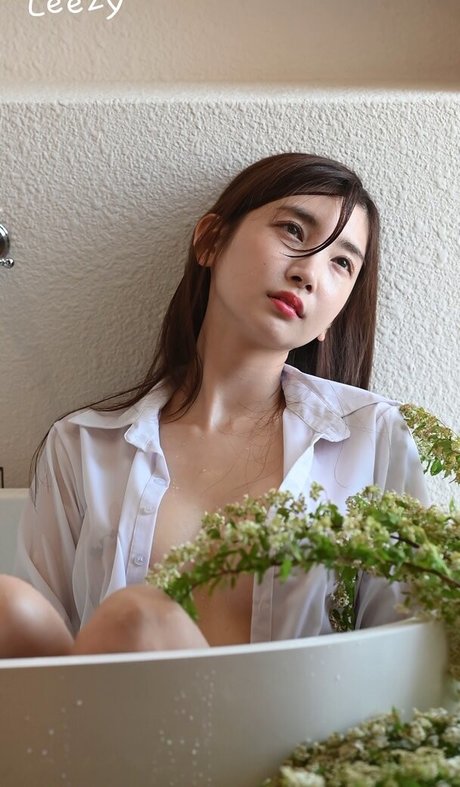 Lee Haein Leezy nude actress pics