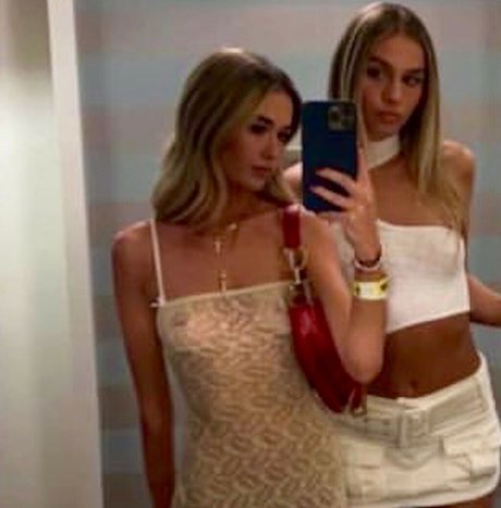 alannawillens15 hot pornstar pictures