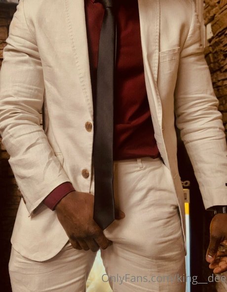 king__dee model exclusive photos