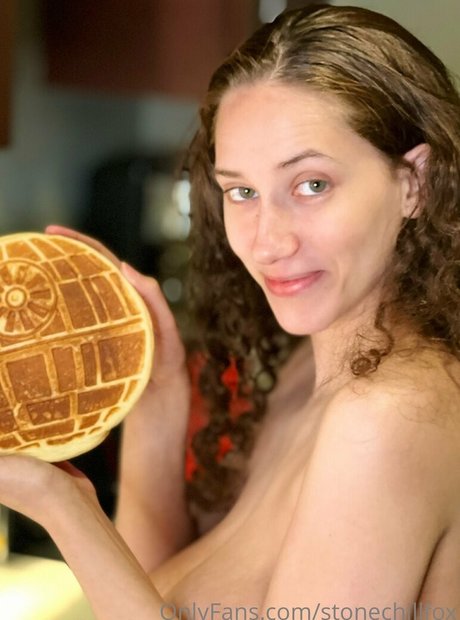 stonechillfox pornstar hd photos