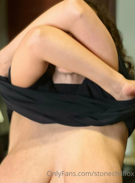 stonechillfox top pornstar img