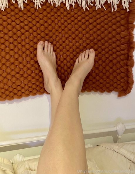 lucyfeetandtoes hot pornstar photos