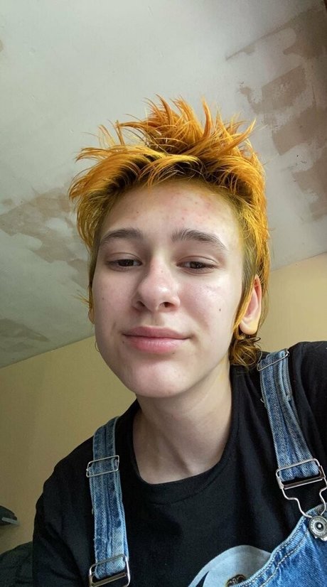 punkfrog erotic star photos