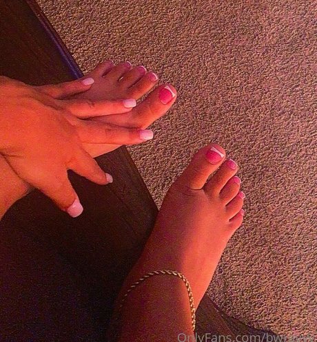 bwrayyy naked model photo