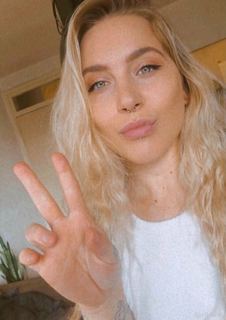 bunnygothic model sexy img