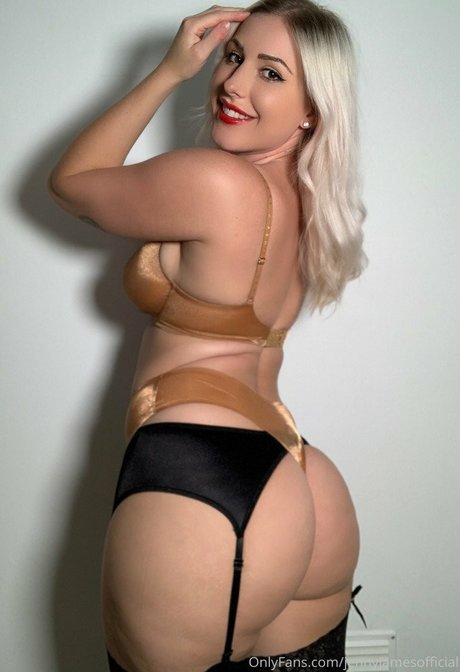 Jenny James model top pictures