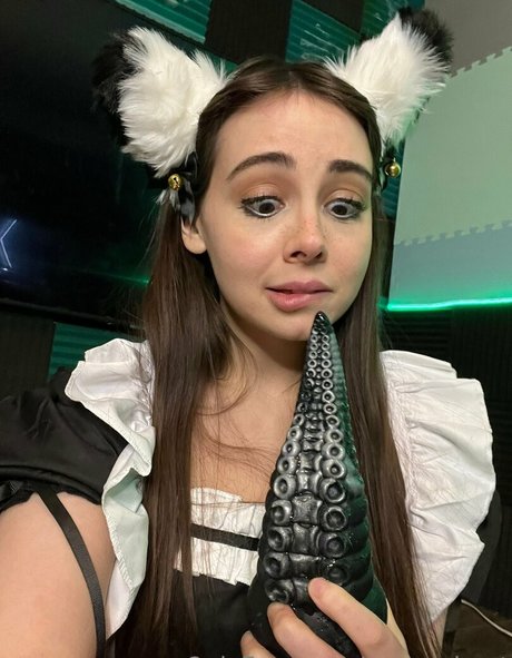 Souppahnat sexy model pictures