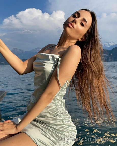 tiffayana nude model pictures