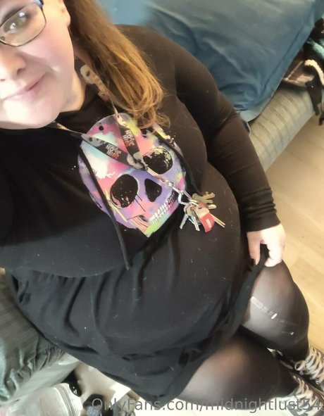 midnightlust54 model free pics