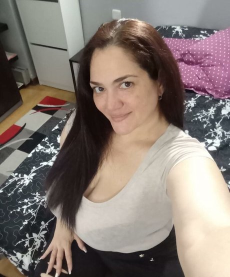 Patricia Curvy XXL free model images