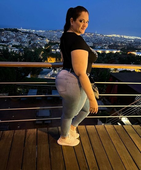 bent over pussy onlyfans art nude photos