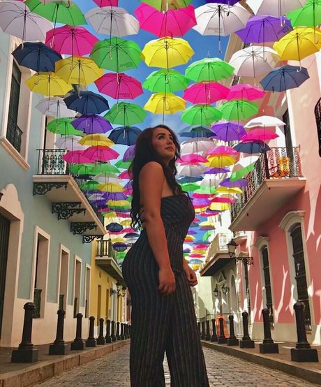 Tana Habibi sex star pictures