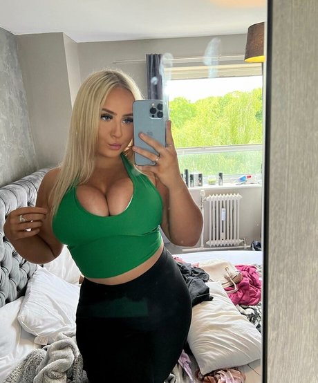 Molly O Shea pornstar nudes photos