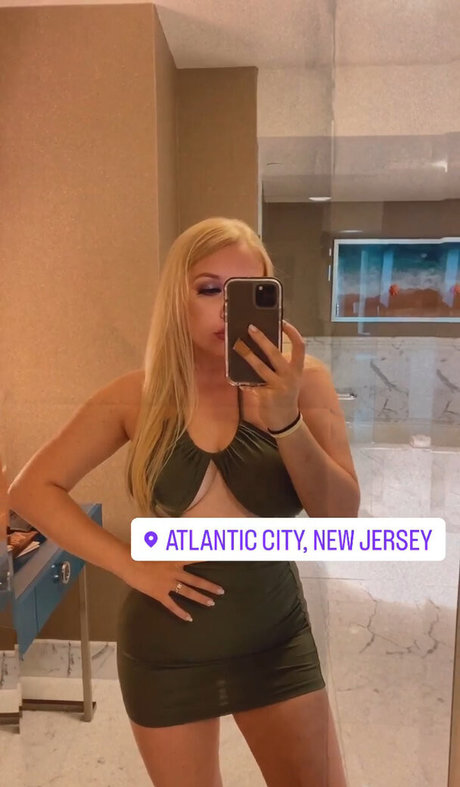 Rhiannon C exclusive actress photo