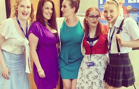 Chloe G naked model image