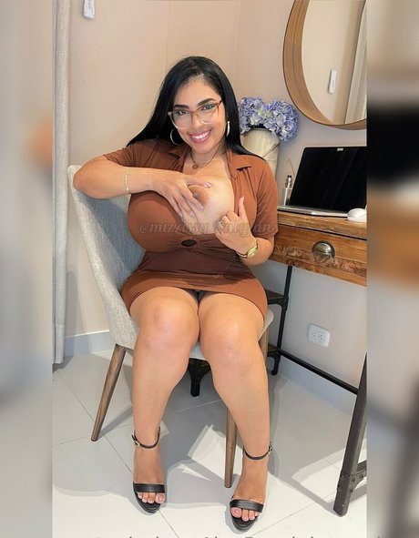 mizzissy pornstar sex photos