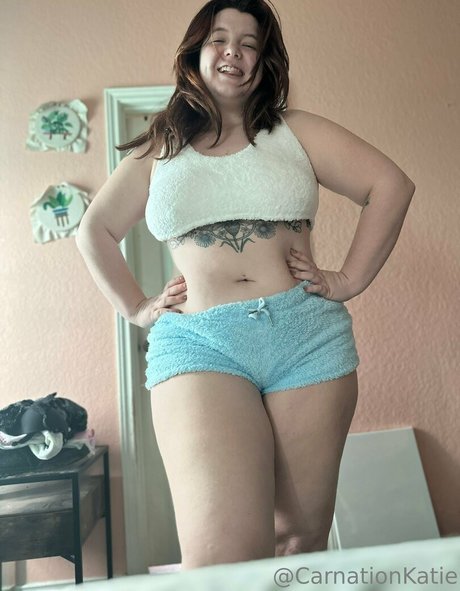 carnationkatie exclusive star photo