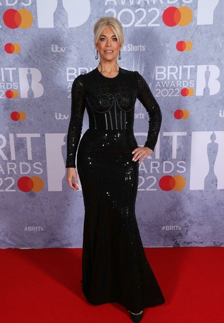 Hannah Waddingham beautiful model image