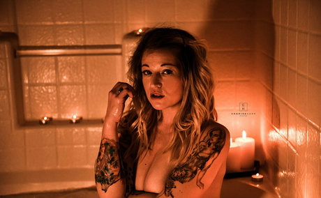 denalireese naked actress pics