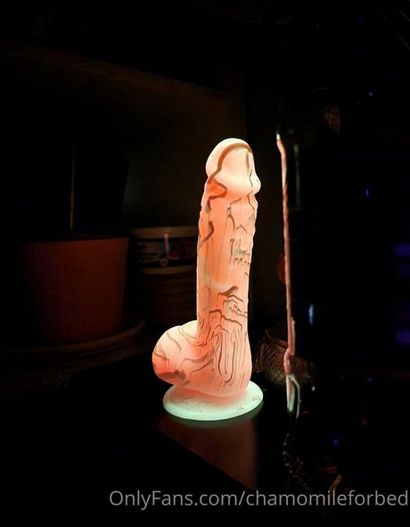 chamomileforbed high quality actress gallery