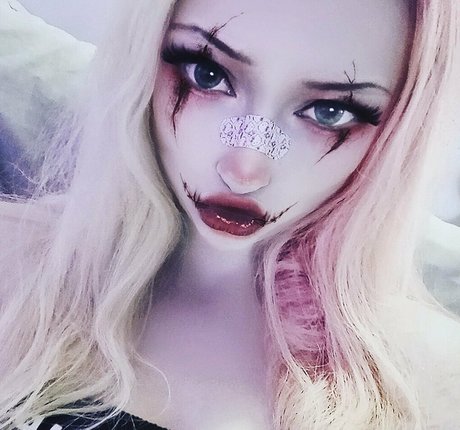 qweenaudrey star erotic galleries