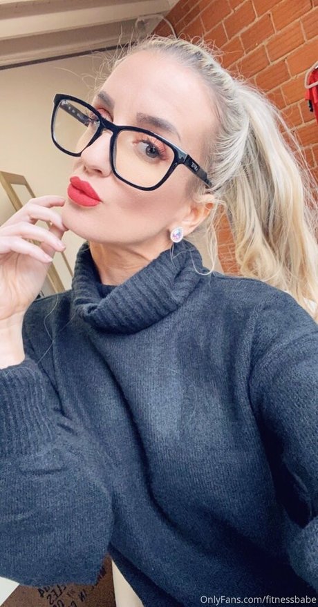 khloeefree model xxx pics