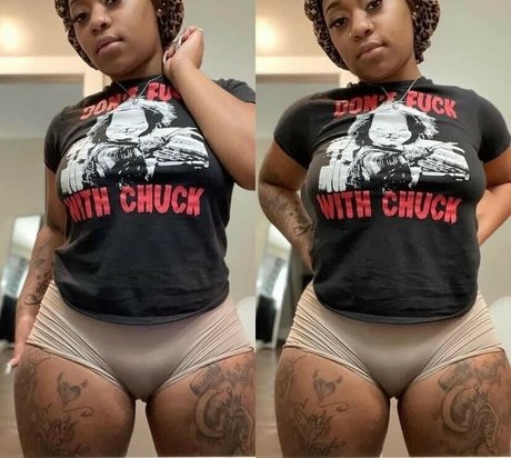 Juicyazzarri porn model photos