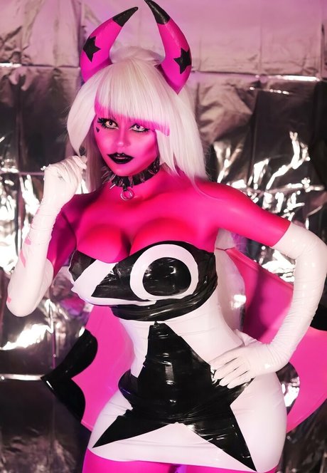 Paralllaxus model pornographic pics