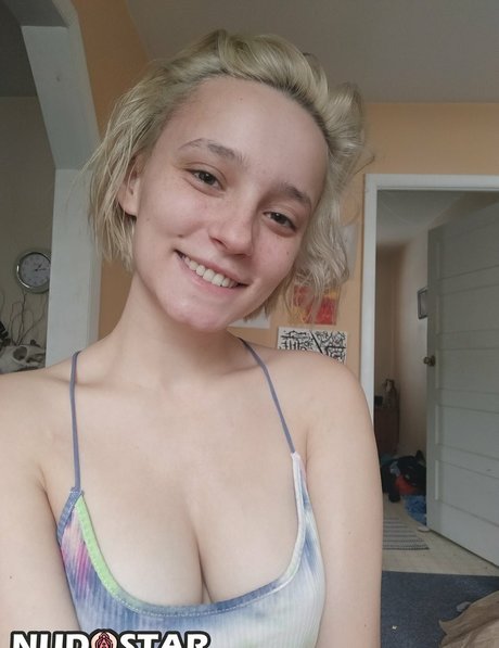 Madelyn sk pornographic actress photo