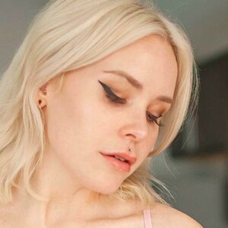 Tommilc pornstar top pic