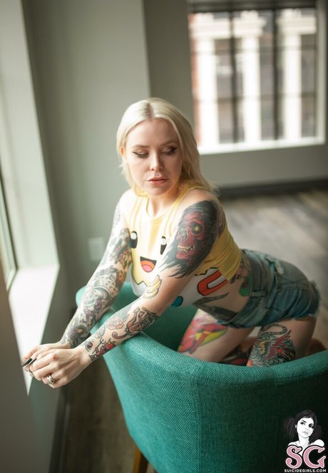 Tommilc high quality model pictures