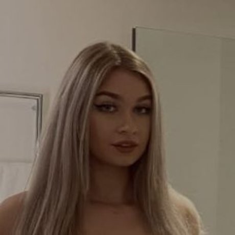 sxphiee exclusive pornstar images