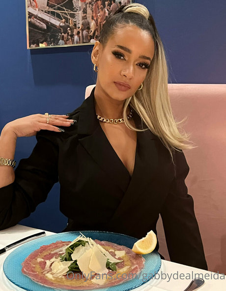 gabbydealmeida pornstar sexy pics