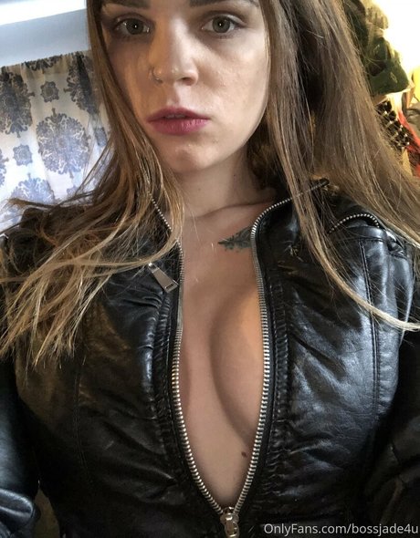bossjade4ufree star naked pics