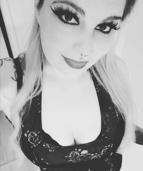 R S SexVidzz star pretty archive