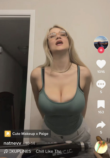 natnevv nude star pics