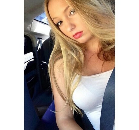 Kimi McFarland model art pictures