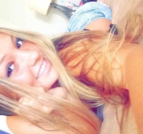 Kimi McFarland sexy model images