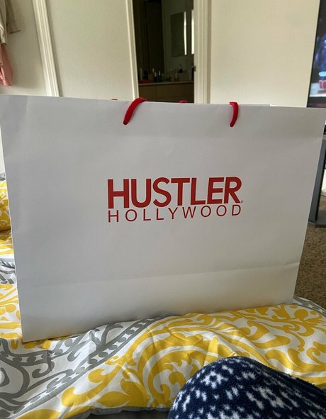 purplebentley star art gallery