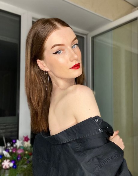 miss ng nice model img