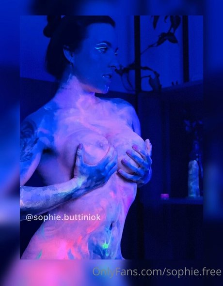 sophie free erotic star galleries