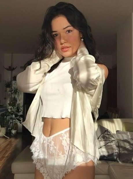 Sanri0bitch beautiful model gallery