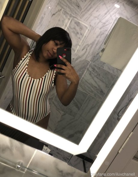 iluvchanell_ star top photos