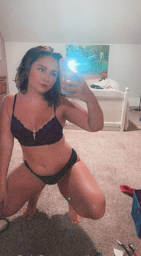 baileystela best actress images