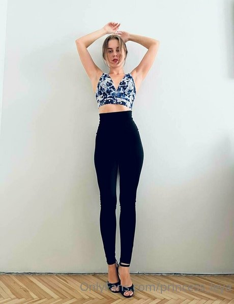 princess leya nude pornstar photo