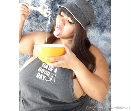 milaloves star high quality picture