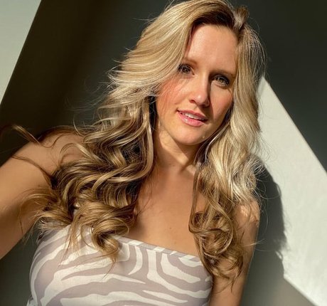 Rae Fitness pornstar beautiful photos