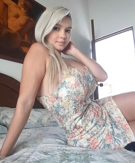 Angela R star xxx photos