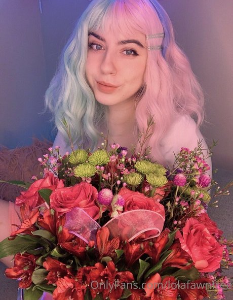 lolafawnfree top pornstar image