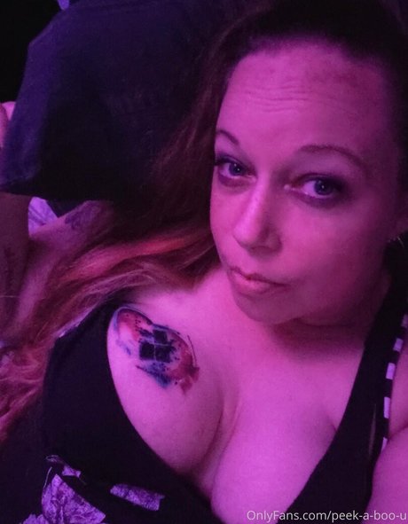 peek a boo u model nude image